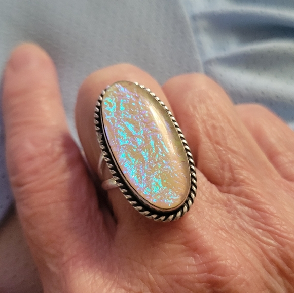 Pink Australian Opal and Sterling Silver Ring - Picture 3 of 10